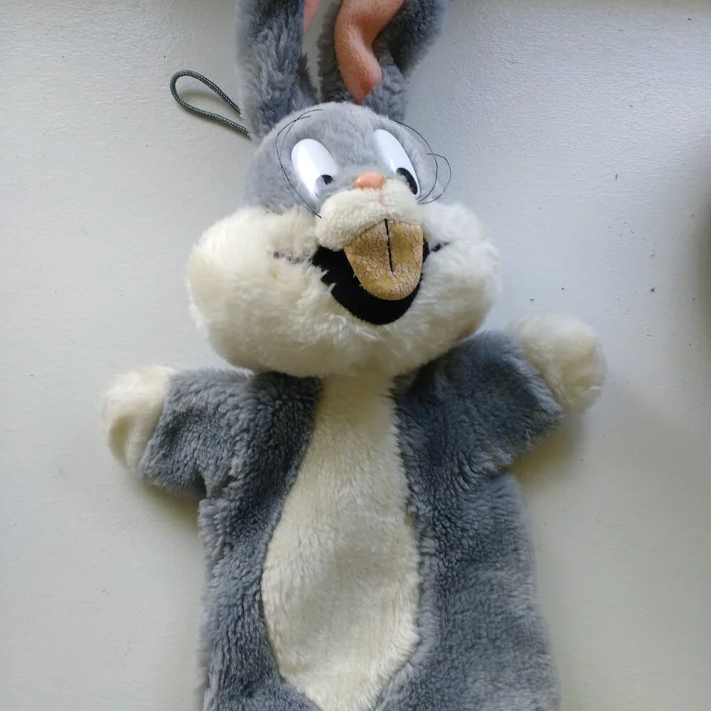 Hand puppets: Bugs Bunny & Donald Duck 2 used